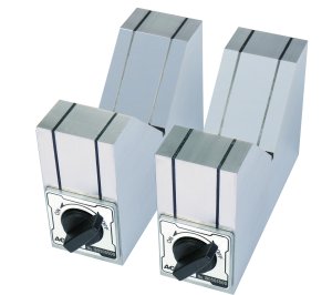 ACCUD 635 magnetic v-block set